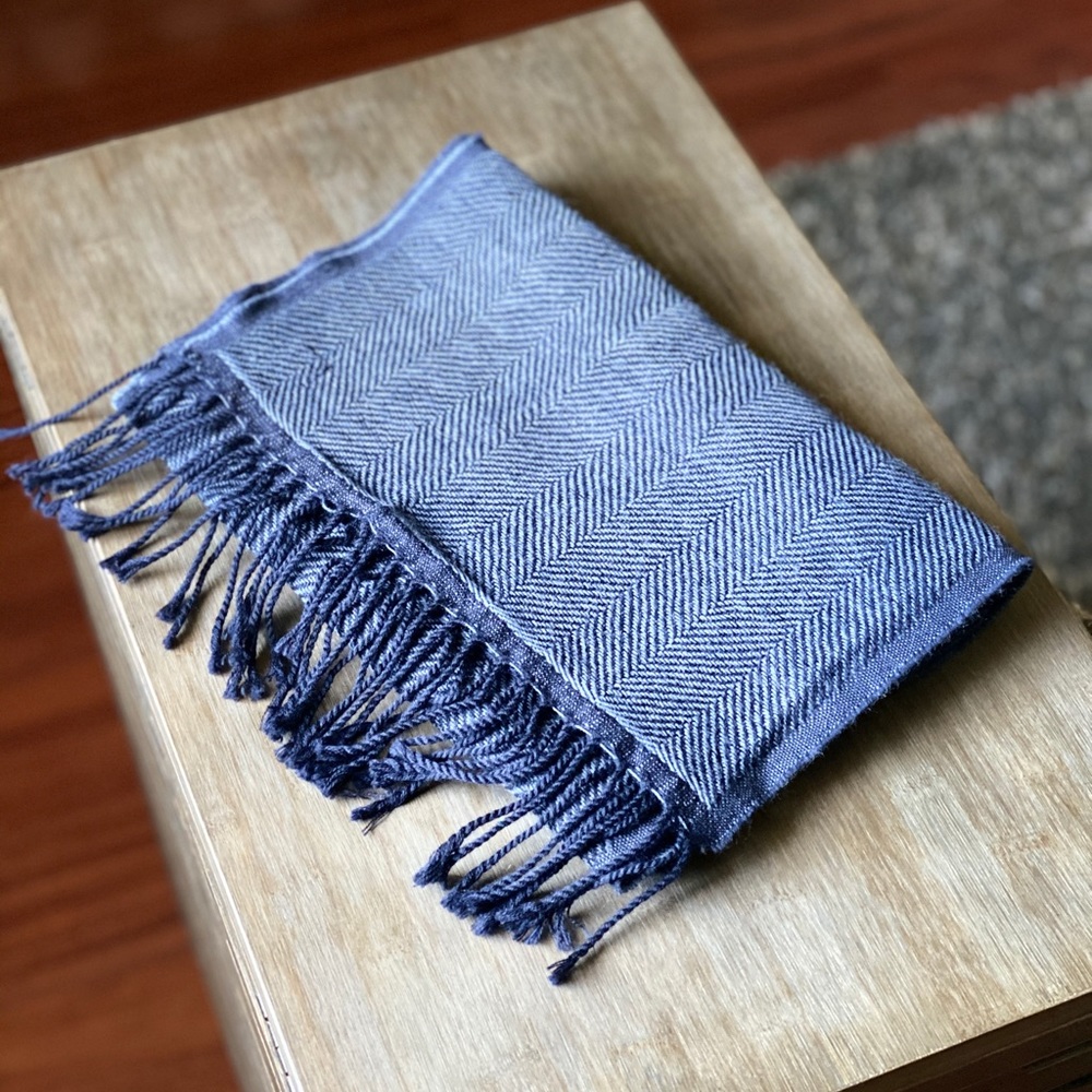 HUGO BOSS Wool & Cashmere Blend Scarf